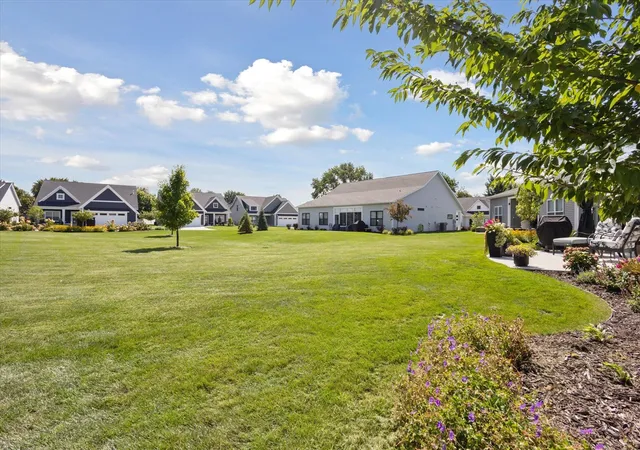 43rd image of 2969 Osprey Dr #27, Hudsonville, MI 49426 | MLS# 70490509