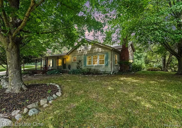 32nd image of 1275 Rosell Rd, Holly, MI 48442 | MLS# 61022846