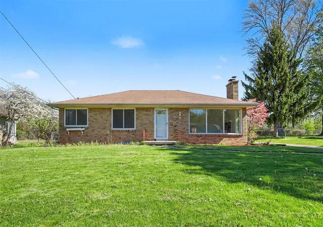 Homes for sale in Grand Rapids, MI | 1411 Meadowlane Dr, Grand Rapids, MI 49508 | MLS# 70529795