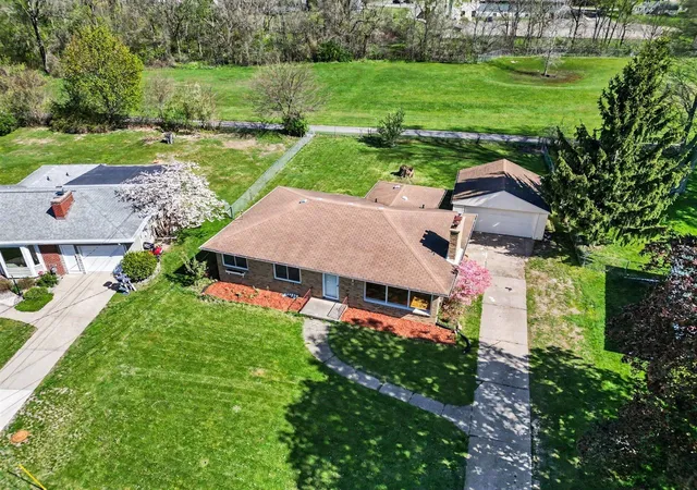 Homes for sale in Grand Rapids, MI | 1411 Meadowlane Dr, Grand Rapids, MI 49508 | MLS# 70529795