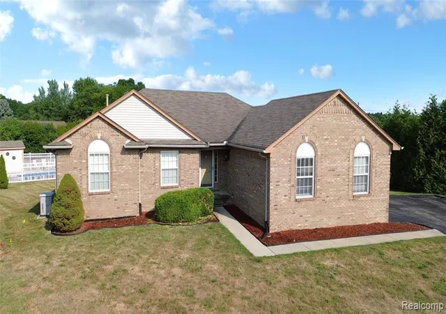 1st image of 8032 Lark Ln, Grand Blanc, MI 48439 | MLS# 61020785