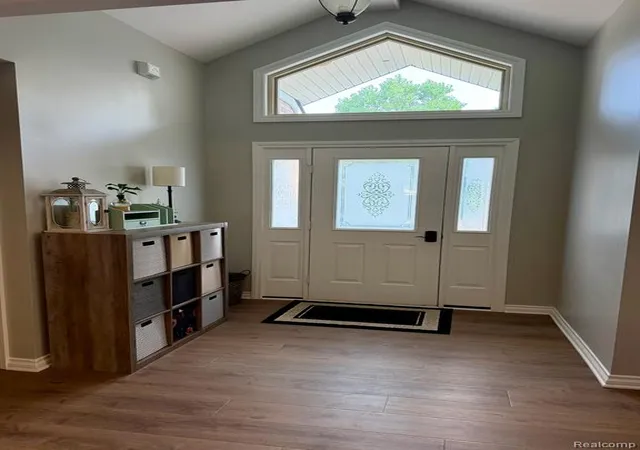 2nd image of 3974 Stoney Ridge Dr, Fort Gratiot, MI 48059 | MLS# 61022799