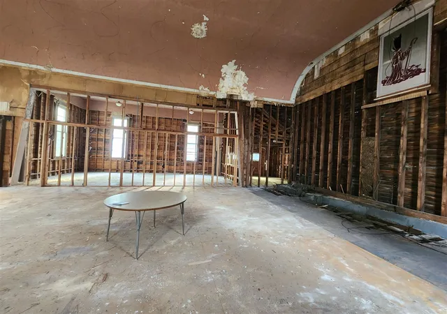 Listing Photo 4 - Condo for sale in building located at 146 Church St, Saranac, MI 48881