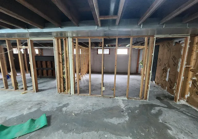 Listing Photo 5 - Condo for sale in building located at 146 Church St, Saranac, MI 48881