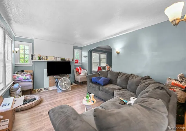 Photo 1 of Sale Pending at 10046 Cheyenne St, Detroit, MI 48227 5700 | MLS# 61003722 | Listing updated on 2026-10-06