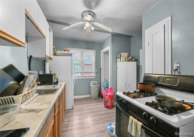 Photo 4 of Sale Pending at 10046 Cheyenne St, Detroit, MI 48227 5700 | MLS# 61003722 | Listing updated on 2026-10-06