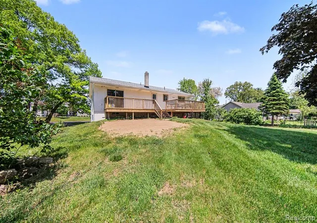 Homes for sale in Brooklyn, MI | 119 Diversy Dr, Brooklyn, MI 49230 | MLS# 60993811