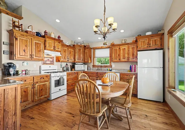 Photo 3 of Single family home for sale at 4422 S Sunset Dr, Glennie, MI 48737 | MLS# 80072698 | Listing updated on 2026-09-16