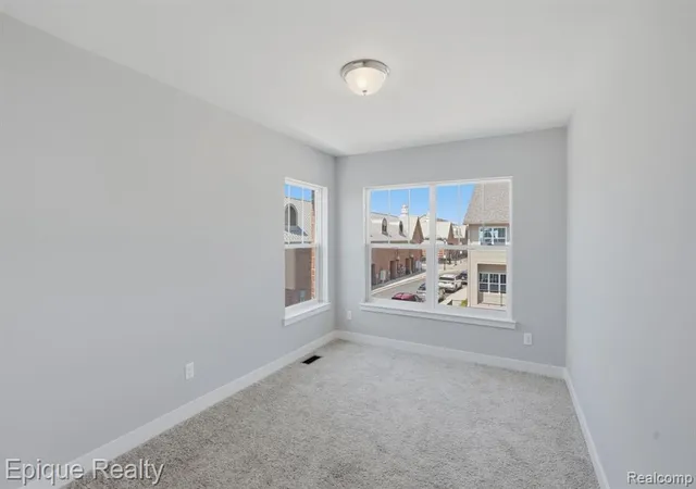 Photo 5 of Condo for sale at 25533 Meadowbrook Rd #42, Novi, MI 48375 | MLS# 61019224 | Listing updated on 2026-08-11
