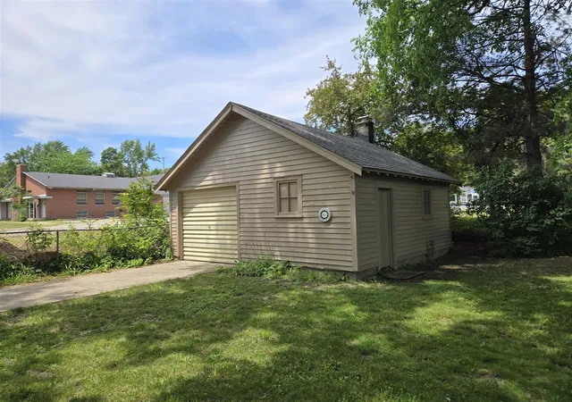 Homes for sale in Grand Rapids, MI | 1313 Mason St, Grand Rapids, MI 49503 | MLS# 70537501