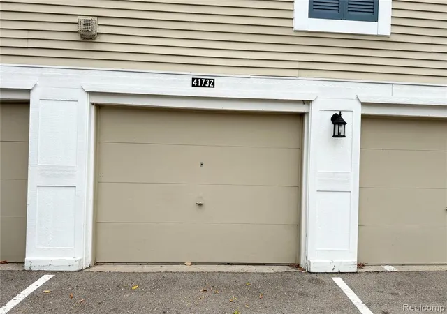 30th image of 41732 Onaway Dr, Northville, MI 48167 | MLS# 61015790