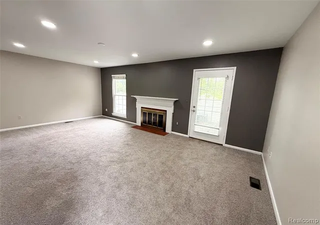 Listing Photo 3 - Condo for sale in building located at 41732 Onaway Dr, Northville, MI 48167
