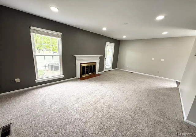 Listing Photo 4 - Condo for sale in building located at 41732 Onaway Dr, Northville, MI 48167