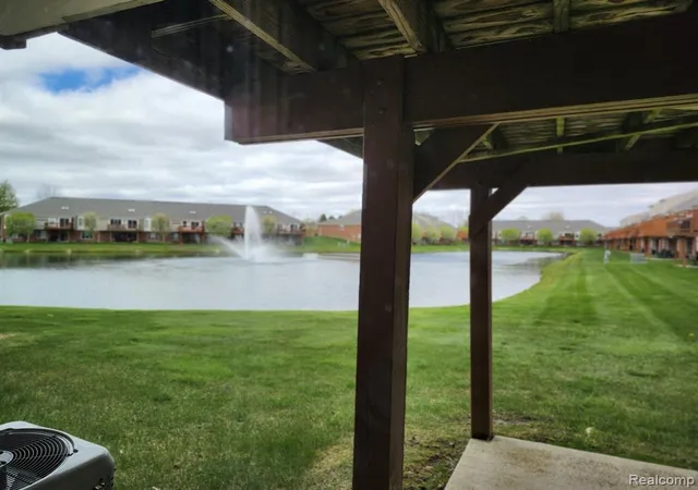 Homes for sale in Shelby Township, MI | 14817 Kings Mill Dr #47, Shelby Township, MI 48315 | MLS# 61006523