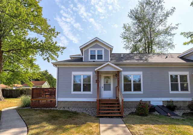 2nd image of 07370 N North Shore Dr #23, South Haven, MI 49090 | MLS# 70498434