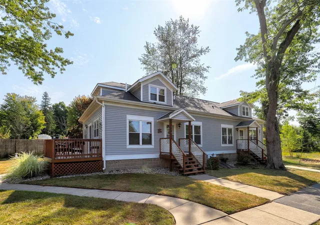 3rd image of 07370 N North Shore Dr #23, South Haven, MI 49090 | MLS# 70498434