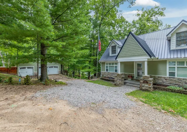 image of 506 Mclachlan Pt, Evart, MI 49631 | MLS# 70501785