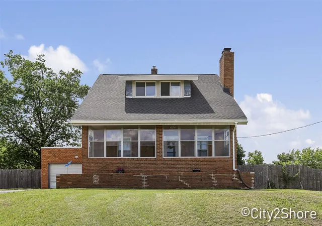 Homes for sale in Wyoming, MI | 2235 Roys Ave, Wyoming, MI 49519 | MLS# 70539408