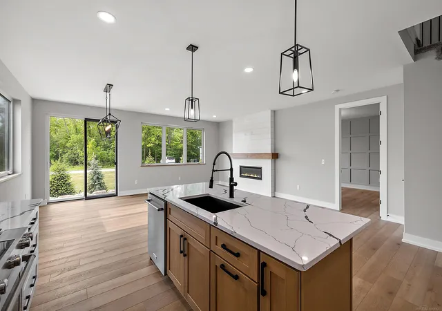 4th image of 5874 Heights Dr #Unit 20 / Building 10, Sterling Heights, MI 48314 | MLS# 50209446