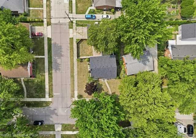 53rd image of 711 Jamaica Dr, Troy, MI 48083 | MLS# 61021852