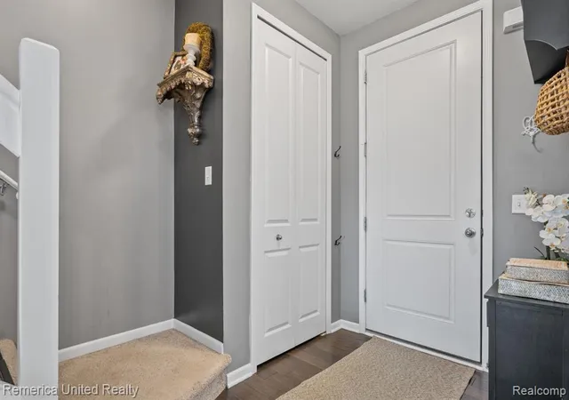 Photo 5 of Single Family Residence at 28519 Cottage Ln, New Hudson, MI 48165 | MLS# 60998240 |  | Sold on 2026-07-01