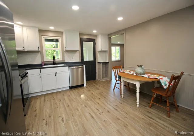 Photo 2 of Single family home for sale at 7856 Newberry Rd, Durand, MI 48429 9149 | MLS# 61023396 | Listing updated on 2026-09-01