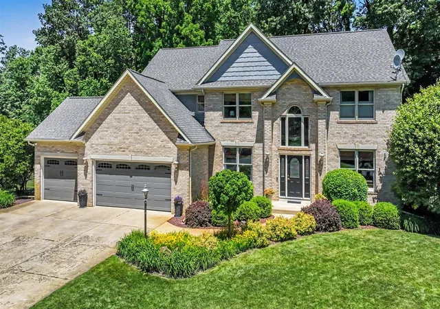 1st image of 15759 Prairie Ronde St, Schoolcraft, MI 49087 | MLS# 70541019