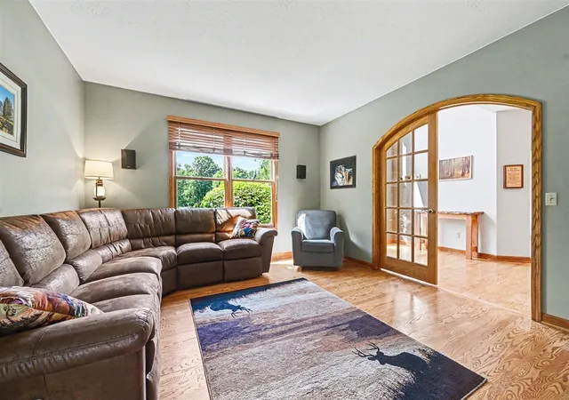 4th image of 15759 Prairie Ronde St, Schoolcraft, MI 49087 | MLS# 70541019