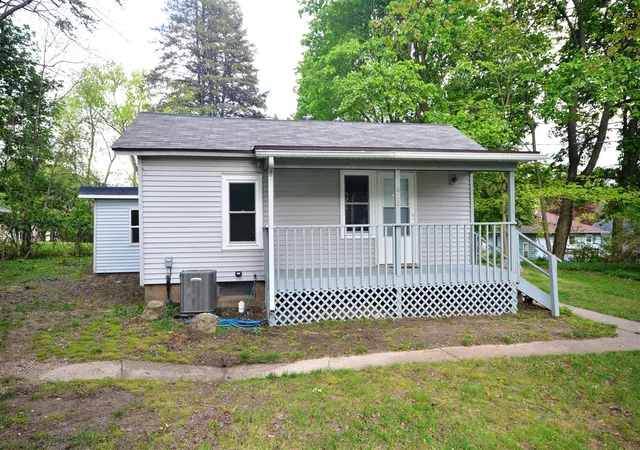 Homes for sale in Albion, MI | 822 N Berrien St, Albion, MI 49224 | MLS# 70533152