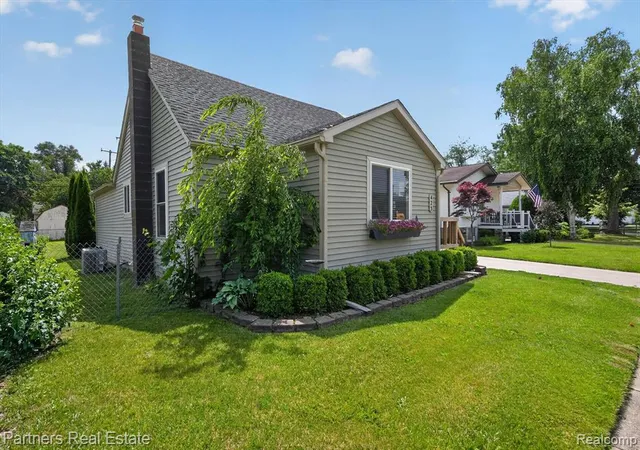 Homes for sale in Brighton, MI | 425 S 7th St, Brighton, MI 48116 | MLS# 61007793