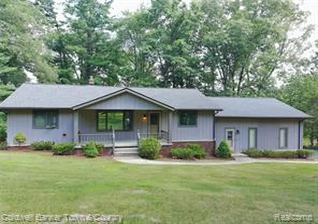 Homes for sale in Whitmore Lake, MI | 5211 Strawberry Lake Rd, Whitmore Lake, MI 48189 | MLS# 61008652