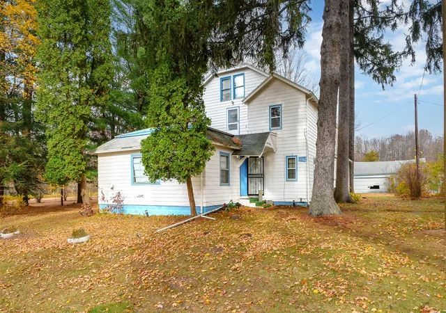 1st image of 33259 Orchard St, Covert, MI 49043 | MLS# 70441360
