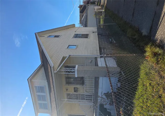 3rd image of 14681 Tuller St, Detroit, MI 48238 | MLS# 60958008