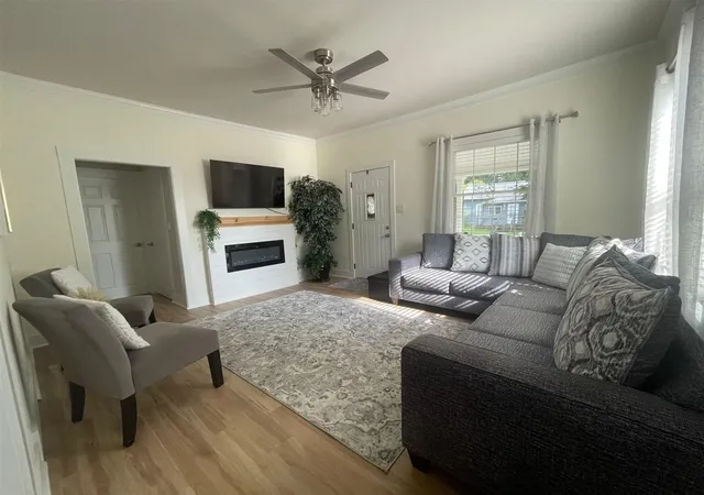 4th image of 149 Jackson St, Manistee, MI 49660 | MLS# 70491078