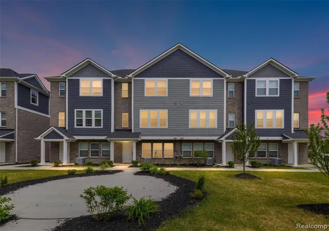 Photo 1 of Sale Pending at 2926 Artemis Dr, Troy, MI 48085 | MLS# 61001860 | Listing updated on 2026-07-07