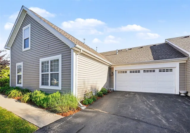 3rd image of 1971 Brighton Ln, Portage, MI 49024 | MLS# 70535442