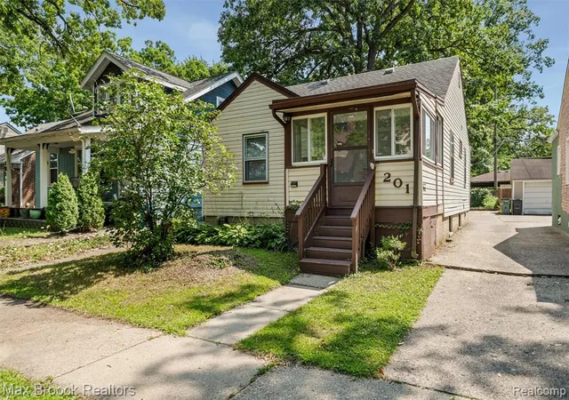 Photo 1 of Single family home for sale at 201 W Webster St, Ferndale, MI 48220 | MLS# 61021443 | Listing updated on 2026-08-15