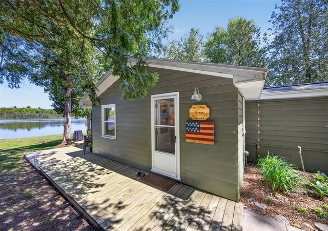 1st image of 9267 Lake Dr, Reed City, MI 49677 | MLS# 70536191