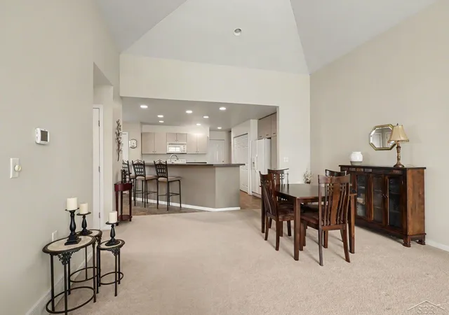 Photo 4 of Condo for sale at 18 Sanctuary Wy, Freeland, MI 48623 | MLS# 50219998 | Listing updated on 2026-09-03