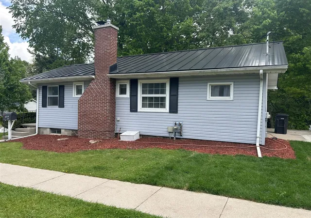 Homes for sale in Hastings, MI | 502 E South St, Hastings, MI 49058 | MLS# 70533191