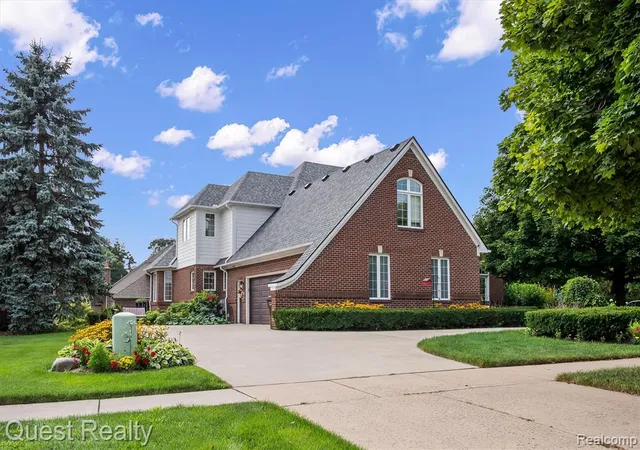Photo 5 of Single family home for sale at 56439 Nickelby, Shelby Township, MI 48316 | MLS# 61019993 | Listing updated on 2026-08-29