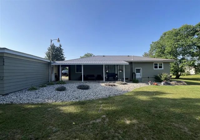 Homes for sale in Lakeview, MI | 5499 W Mcbride Rd, Lakeview, MI 48850 | MLS# 70542782