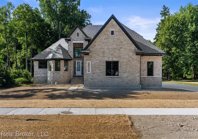 Photo 3 of Single family home for sale at 12114 22 Mile Rd, Shelby Township, MI 48315 | MLS# 61016210 | Listing updated on 2026-08-24