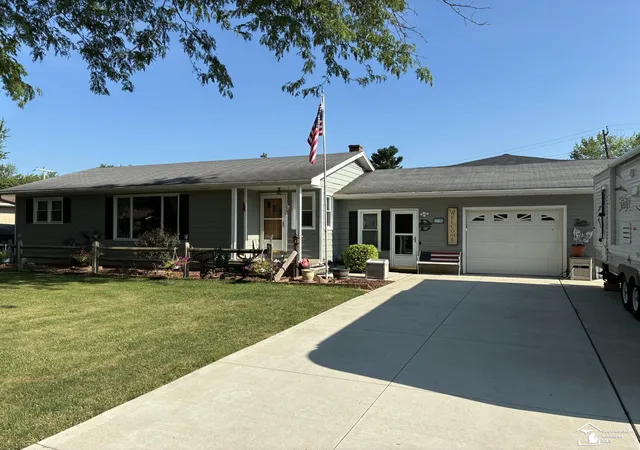 Homes for sale in Ida, MI | 8296 Westwood Dr, Ida, MI 48140 | MLS# 50213850