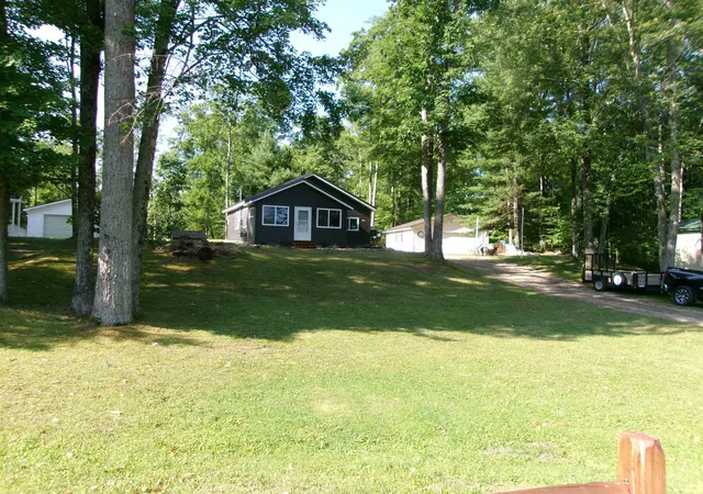 2nd image of 1808 Arbor Dr, Lake, MI 48632 | MLS# 50217167
