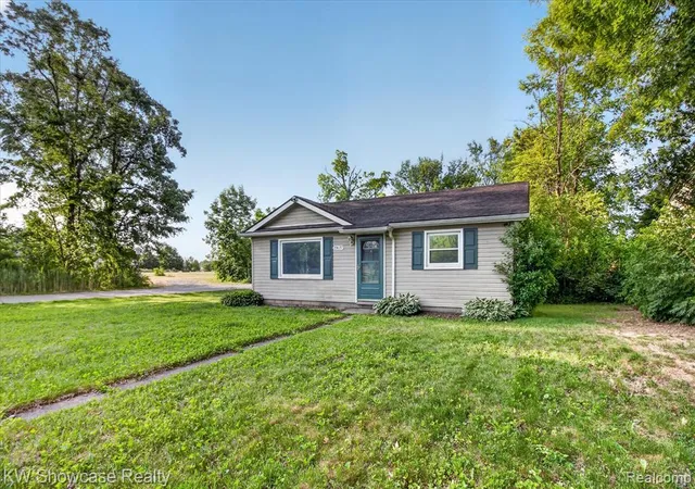 Homes for sale in Taylor, MI | 23637 Superior Rd, Taylor, MI 48180 | MLS# 61000885