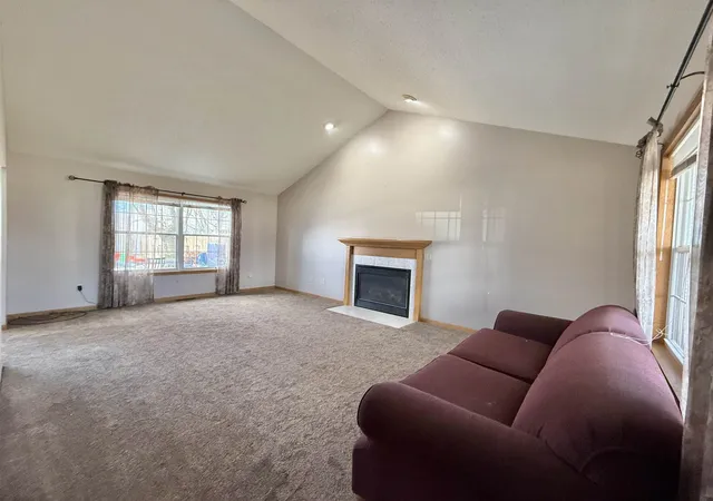 Photo 3 of Single family home for sale at 2821 Churchhill Ln, Saginaw, MI 48603 | MLS# 50203943 | Listing updated on 2026-08-25