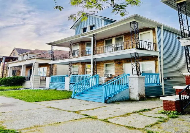 Homes for sale in Hamtramck, MI | 3055 Belmont St, Hamtramck, MI 48212 | MLS# 61004298