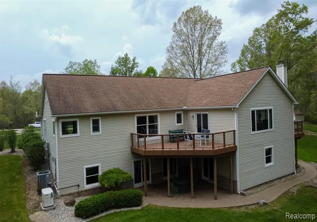 Homes for sale in Highland, MI | 321 Elio, Highland, MI 48357 | MLS# 60996028