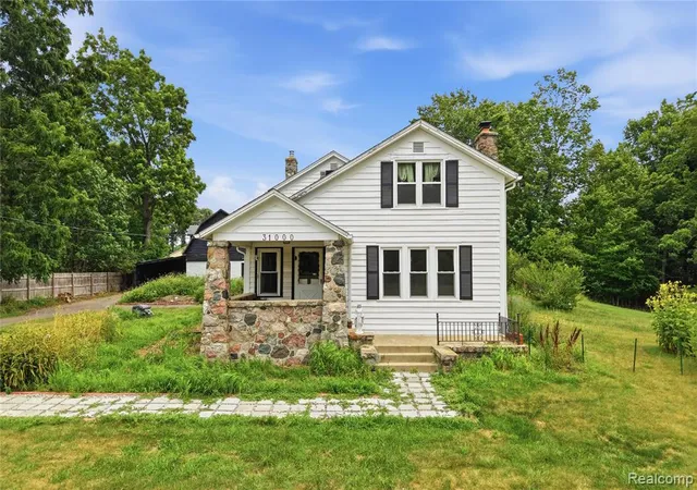 Photo 1 of Sale Pending at 31000 Drake Rd, Farmington Hills, MI 48331 | MLS# 61014906 | Listing updated on 2026-08-11
